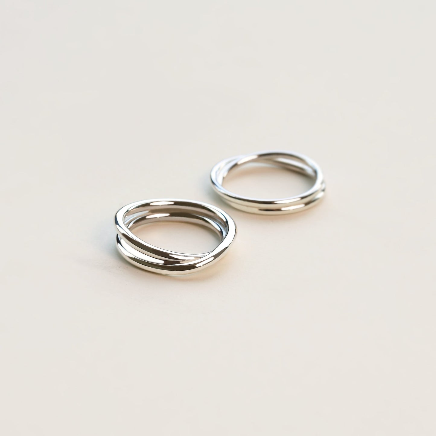 MEDIUM INFINITE RING