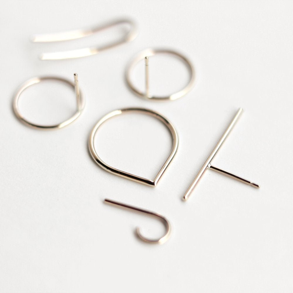 GOLD THIN LINE EARRING
