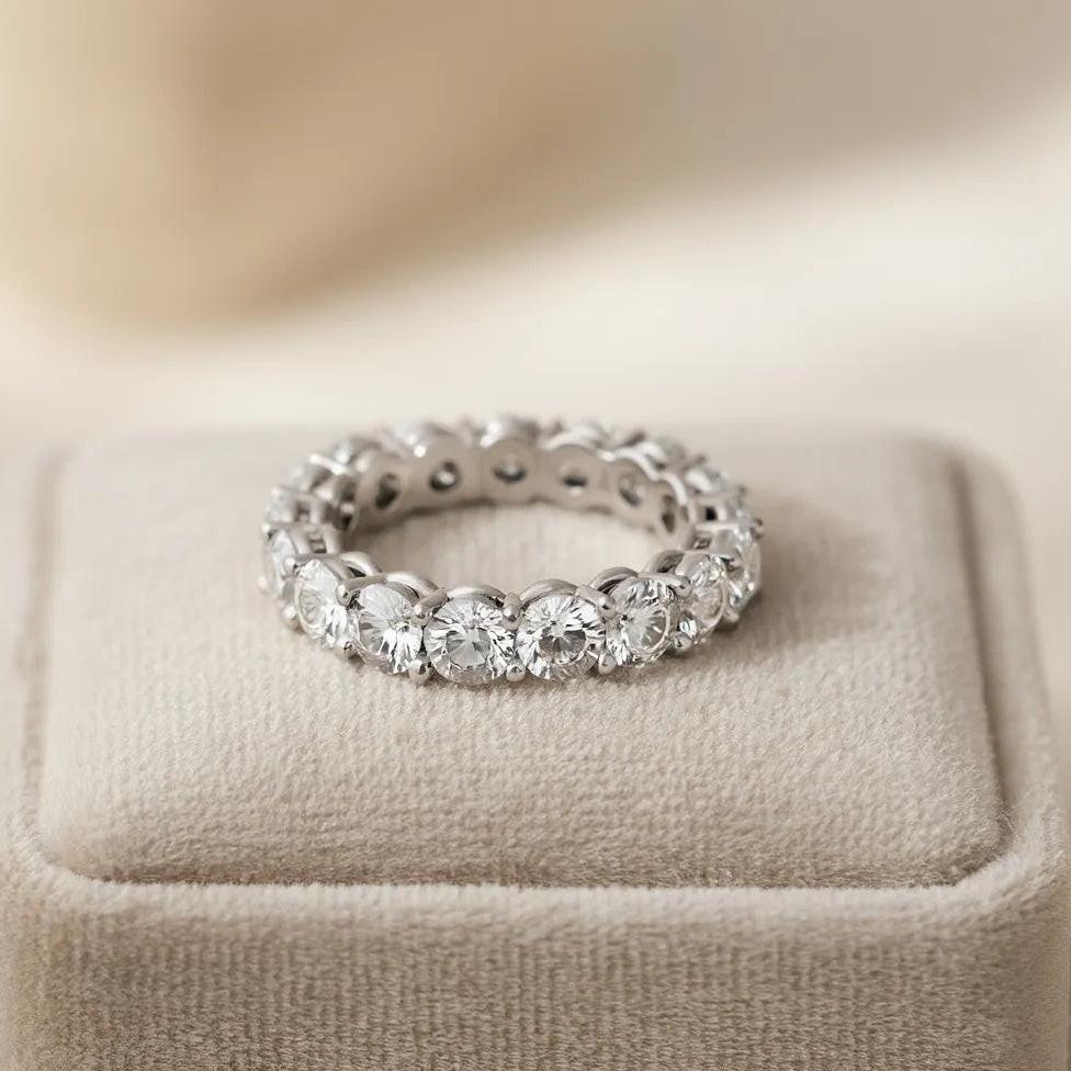 Aurora’s Aureole | Round Diamond Full Eternity Band