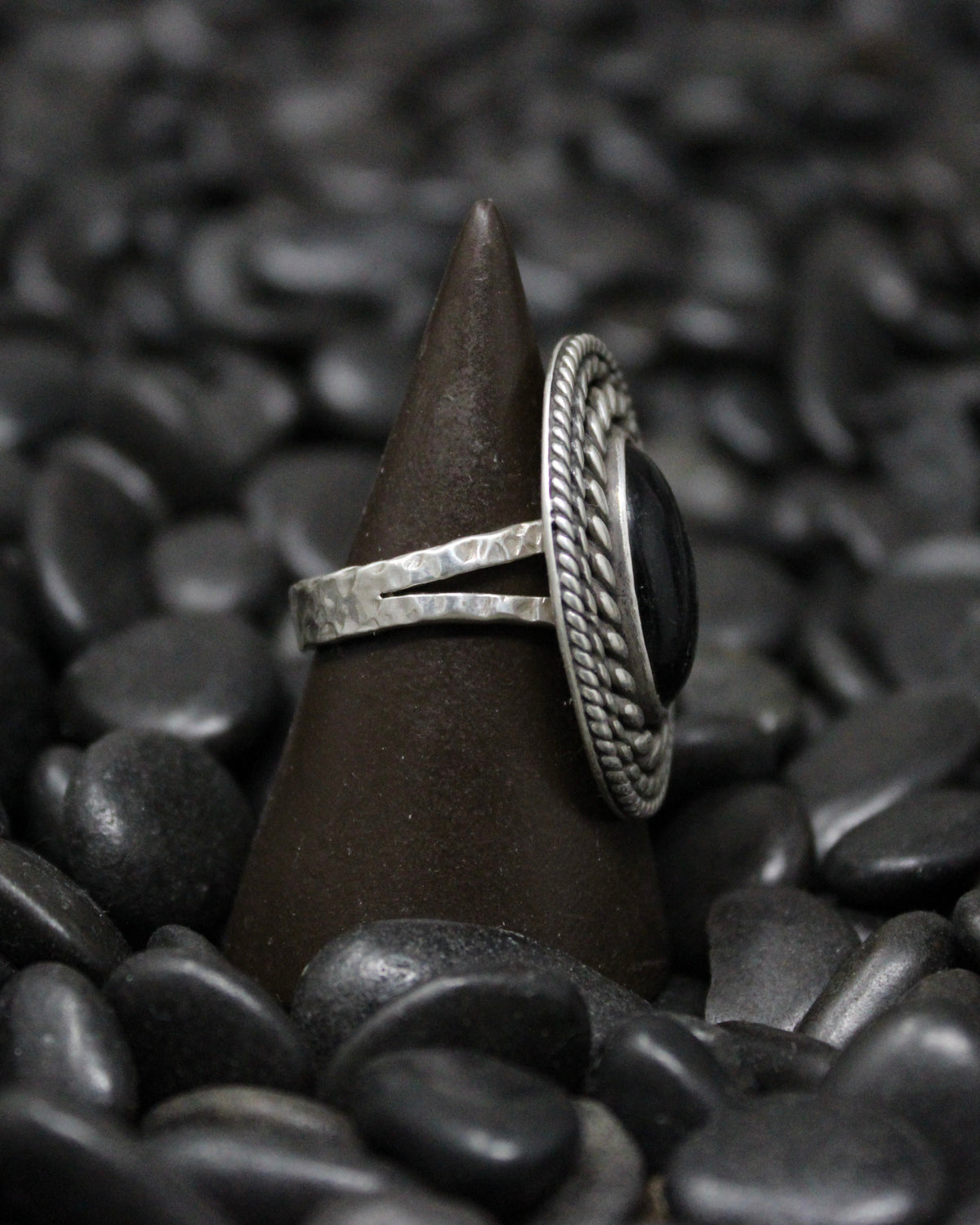 Oval Wrapped Onyx Ring size 8.25