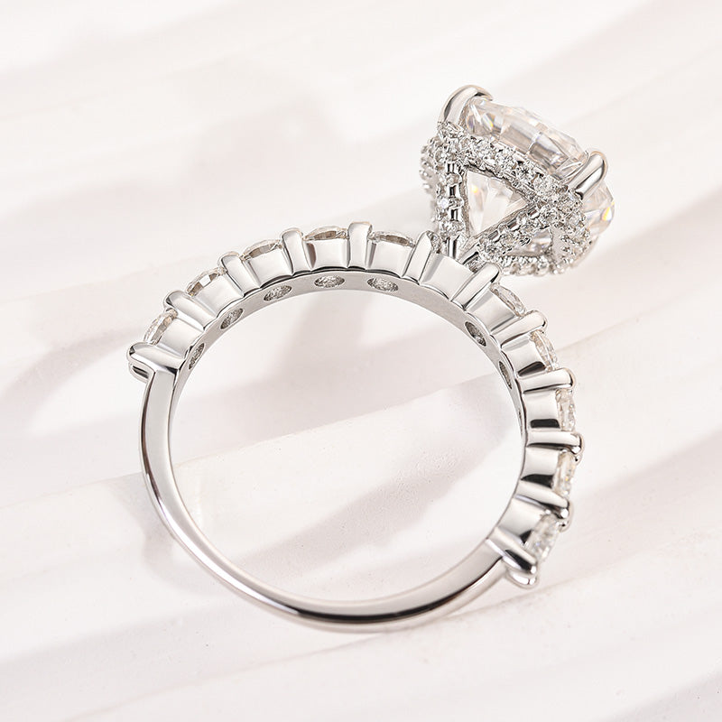 Lavish Solarii Moissanite 4.0ct Round Cut 925 Sterling Silver Pave Engagement Ring