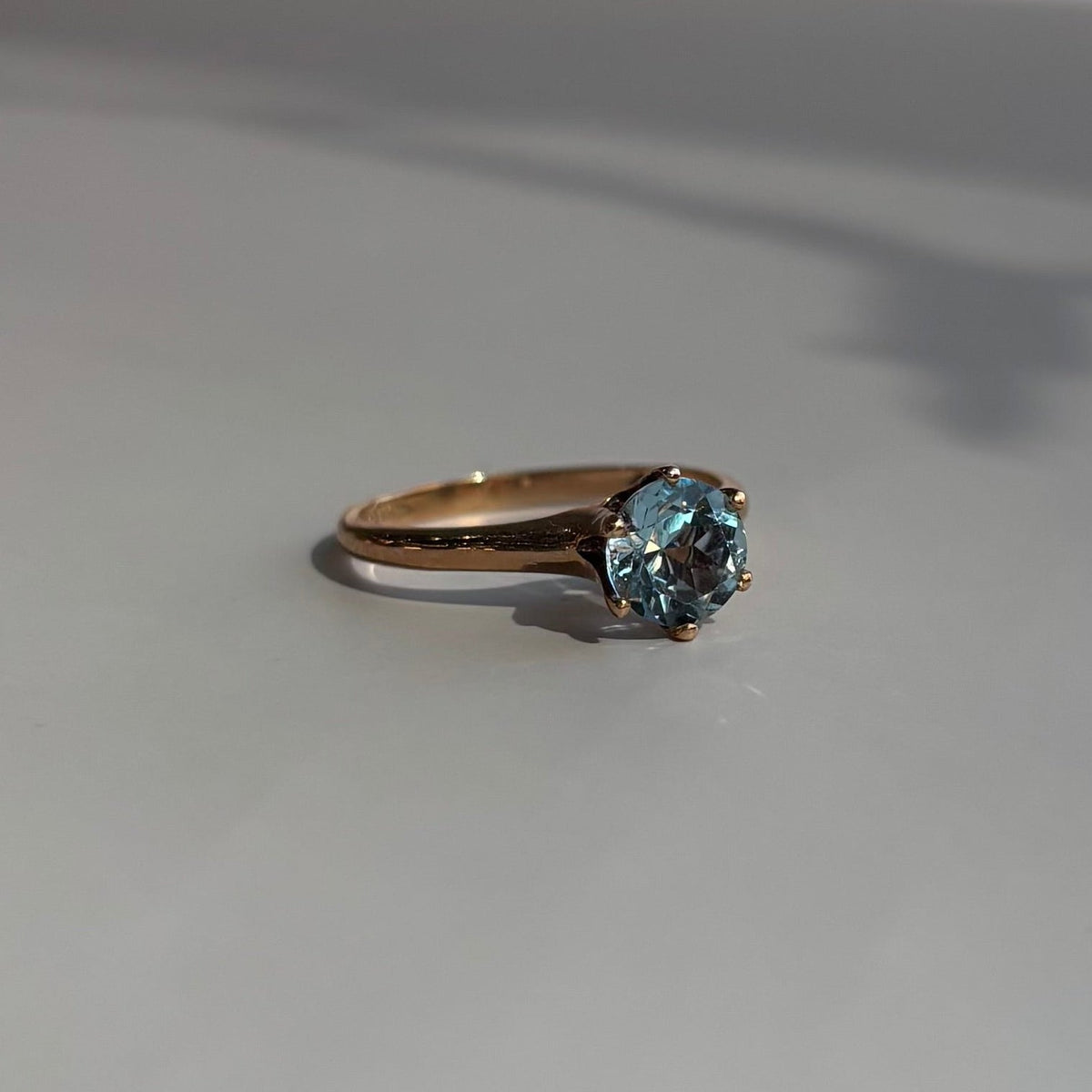 Aquamarine Solitaire Ring | 10K Yellow Gold | Vintage