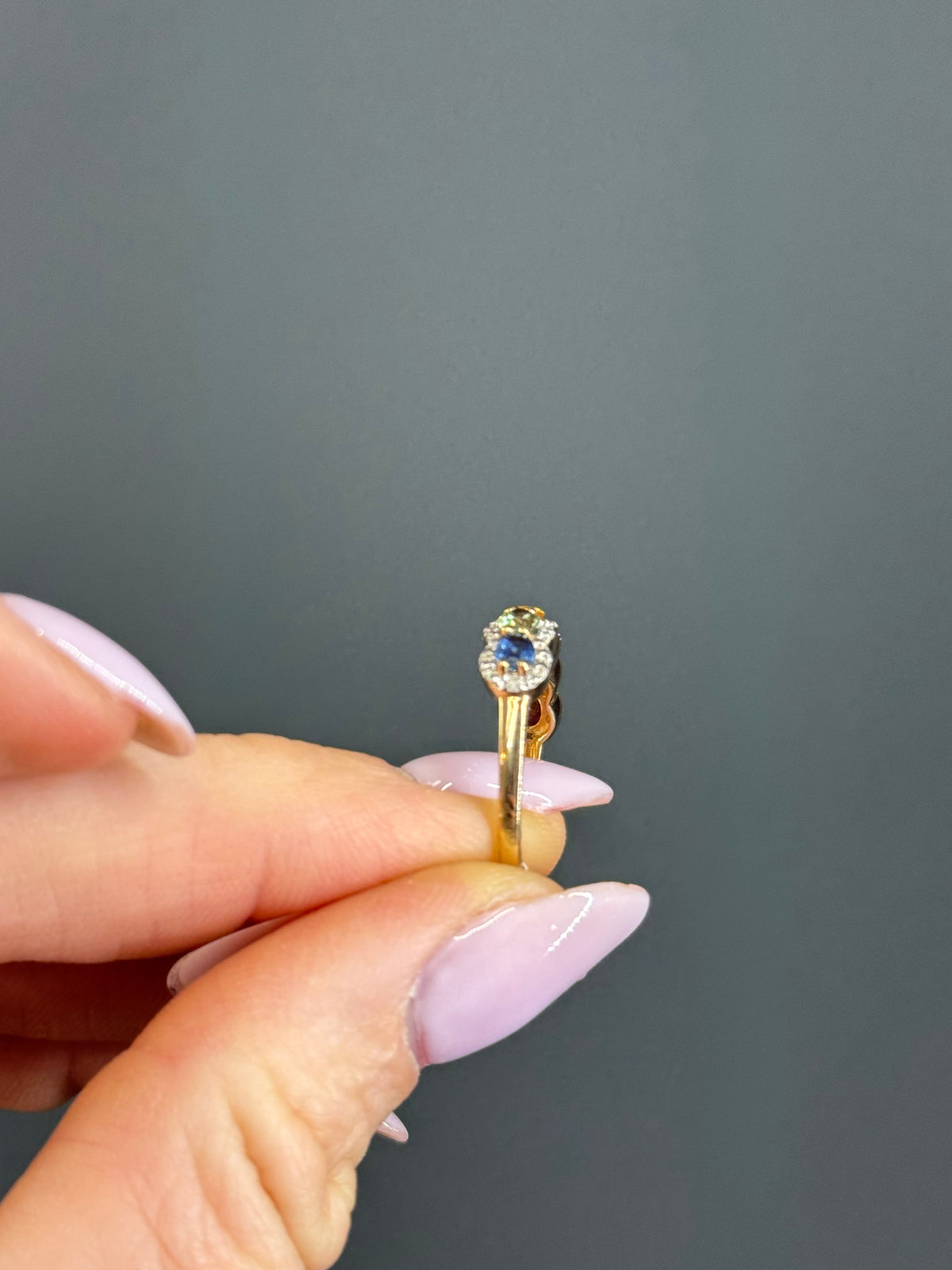 Estate 10k Yellow Gold & Natural Multi-Colored Sapphires and Diamond Puffy Ring