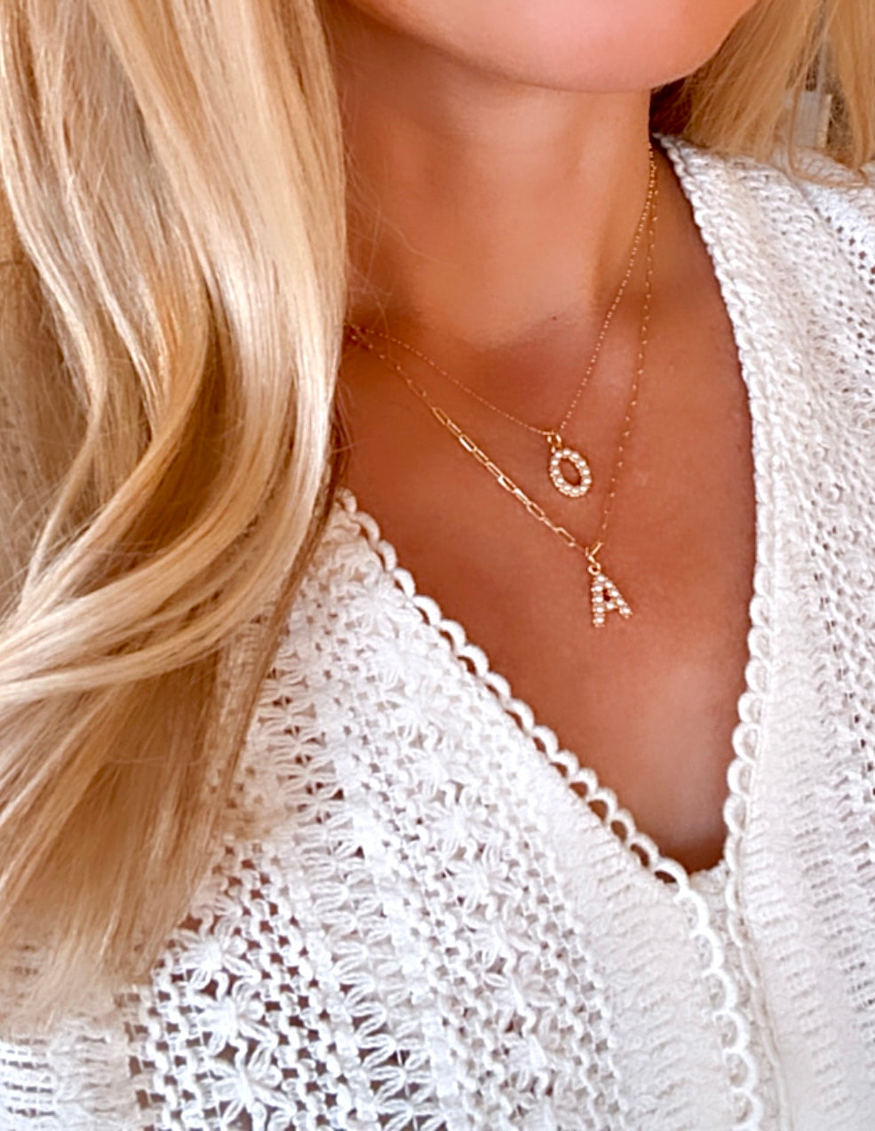 Dainty Pearl Letter Necklace Girlfriend Gift Customizable Jewelry Christmas Gifts Pearl Initial Charm Necklace Gold Filled Chains for Women