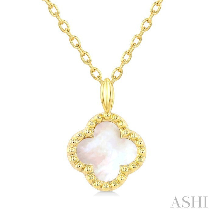 Bead Clover Petite Mother Of Pearl Pendant