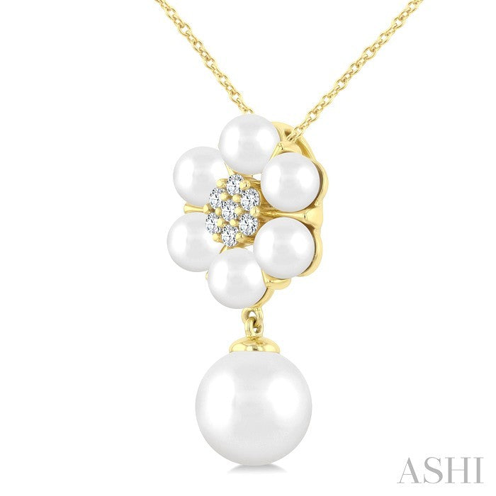 Floral Pearl & Diamond Fashion Pendant