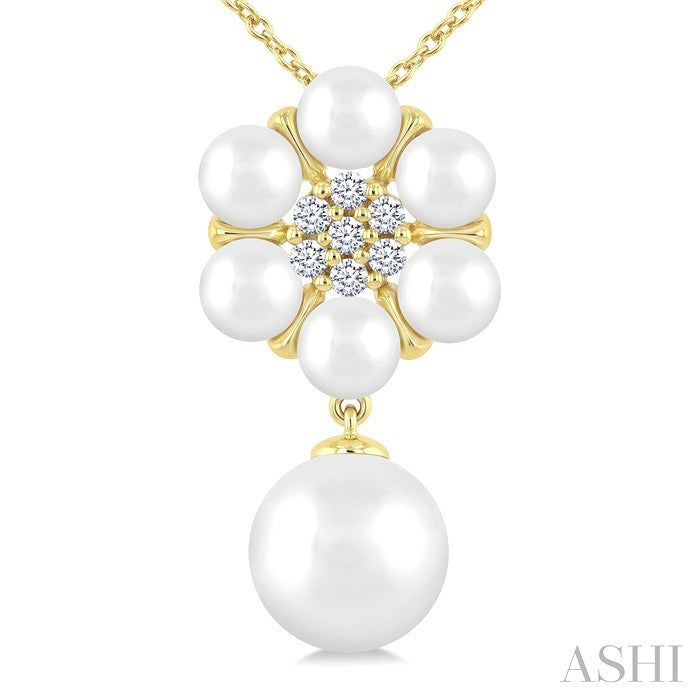 Floral Pearl & Diamond Fashion Pendant