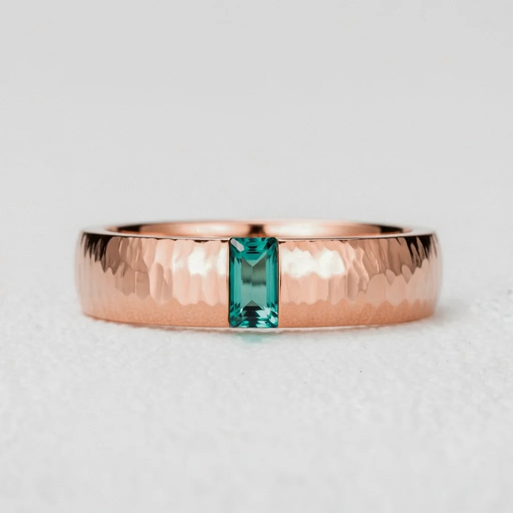 Marcus’s Keystone | Hammered Emerald Men’s Band