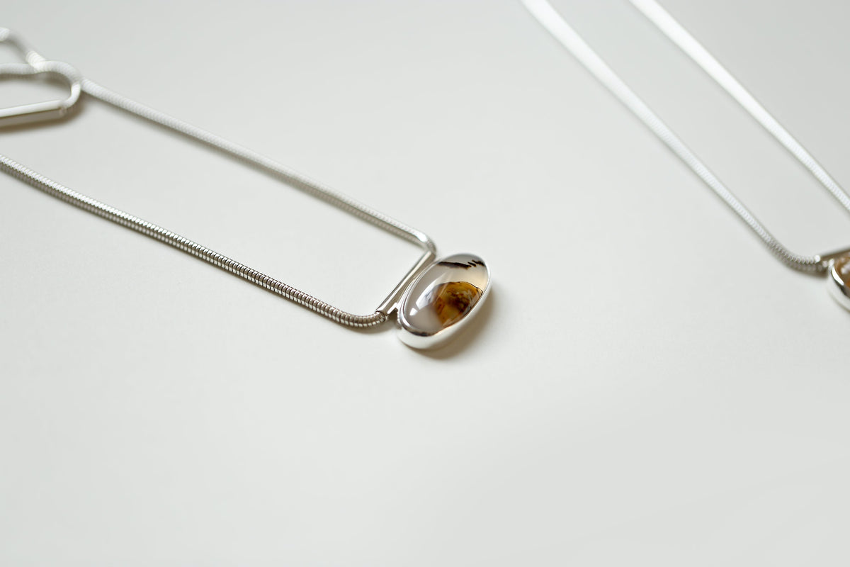 OVAL AGATE NECKLACE