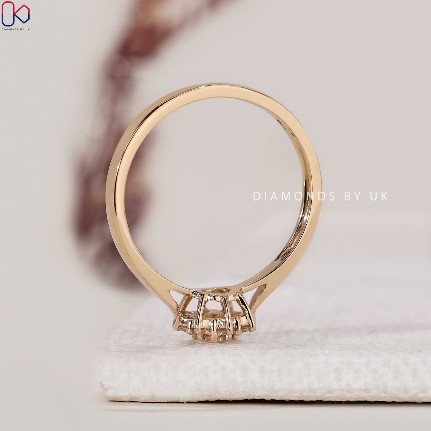 Cluster Diamond Ring In Yellow Gold