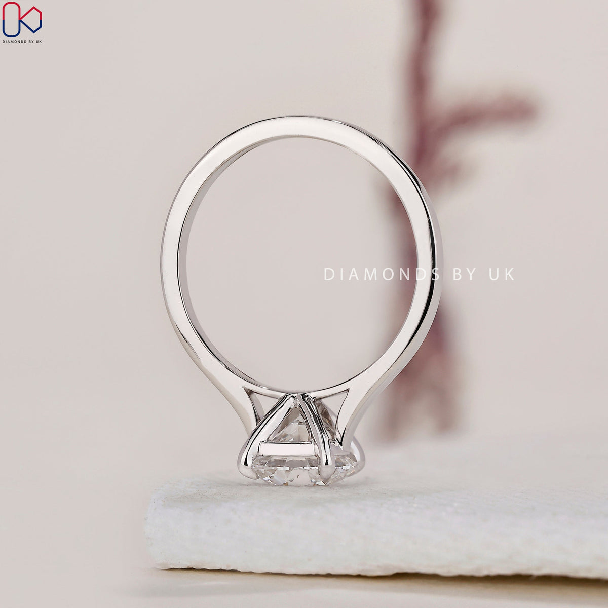 Round Diamond White Gold Solitaire Ring