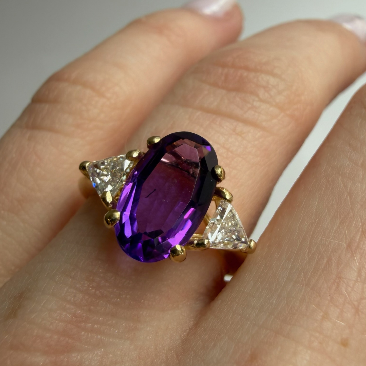 Oval Amethyst and Diamond Three Stone Ring | 14K Yellow Gold