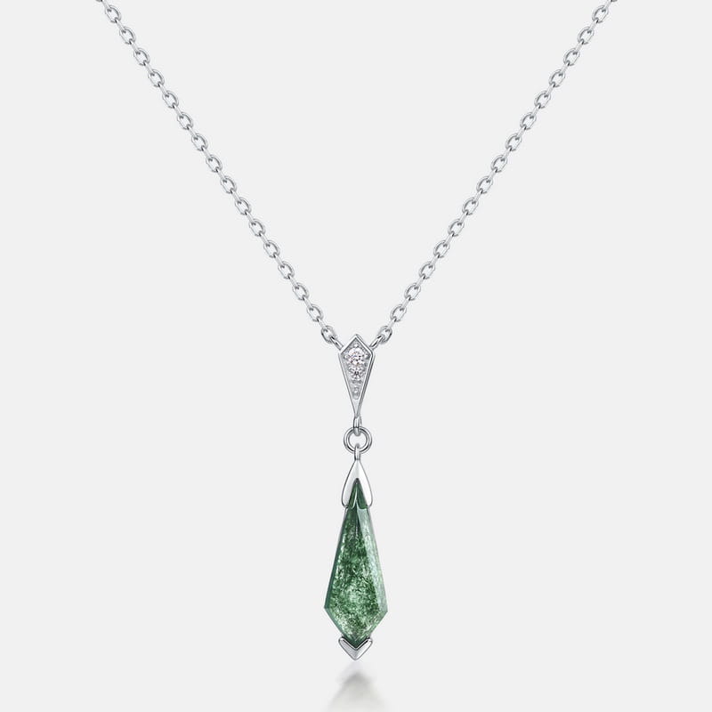 The Aurora Kite â€?Kite-Cut Green Moss Agate Necklace