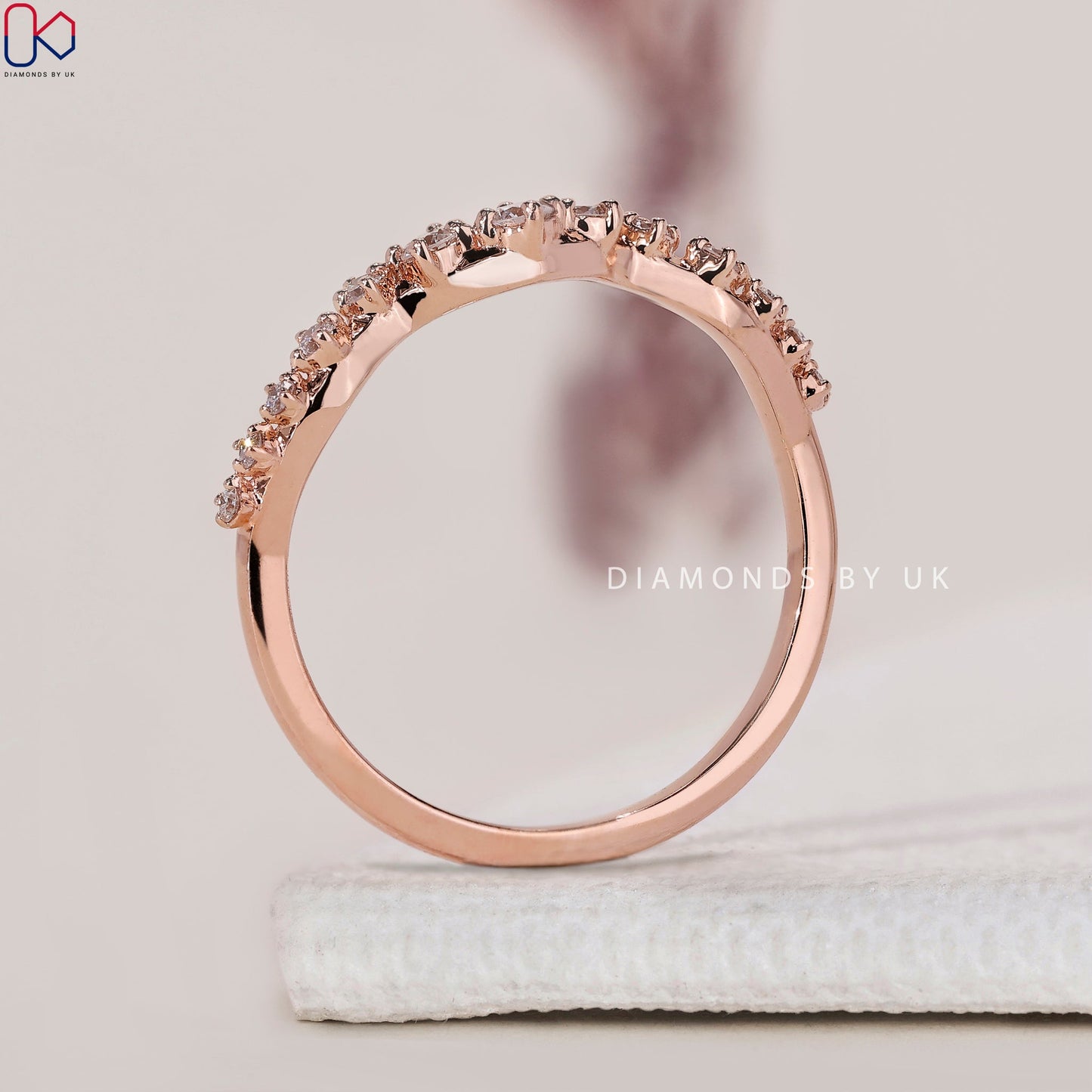 Round Cut Curved Rose Gold Wedding Band