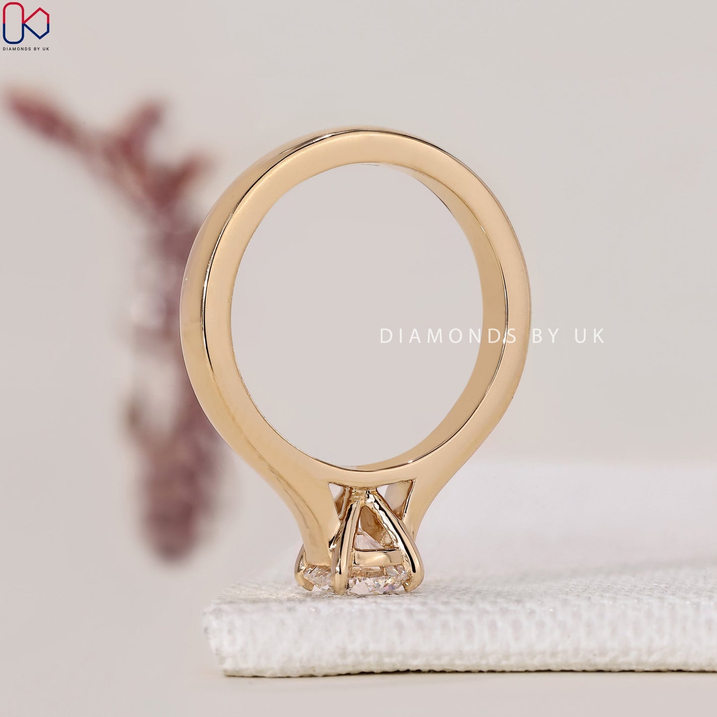 Solitaire Round Diamond  Engagement Ring