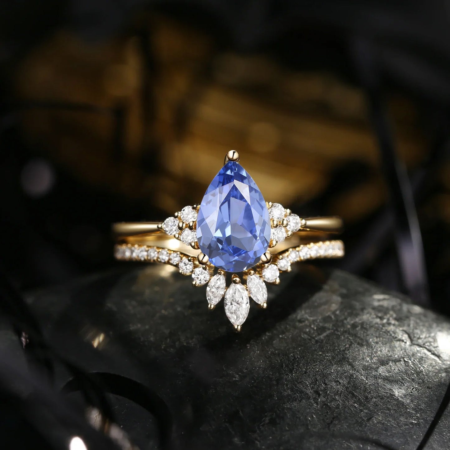 1.5ct Pear Shaped Classic Cluster Lab Cornflower Sapphire Engagement Ring Set 2pcs - Vivian