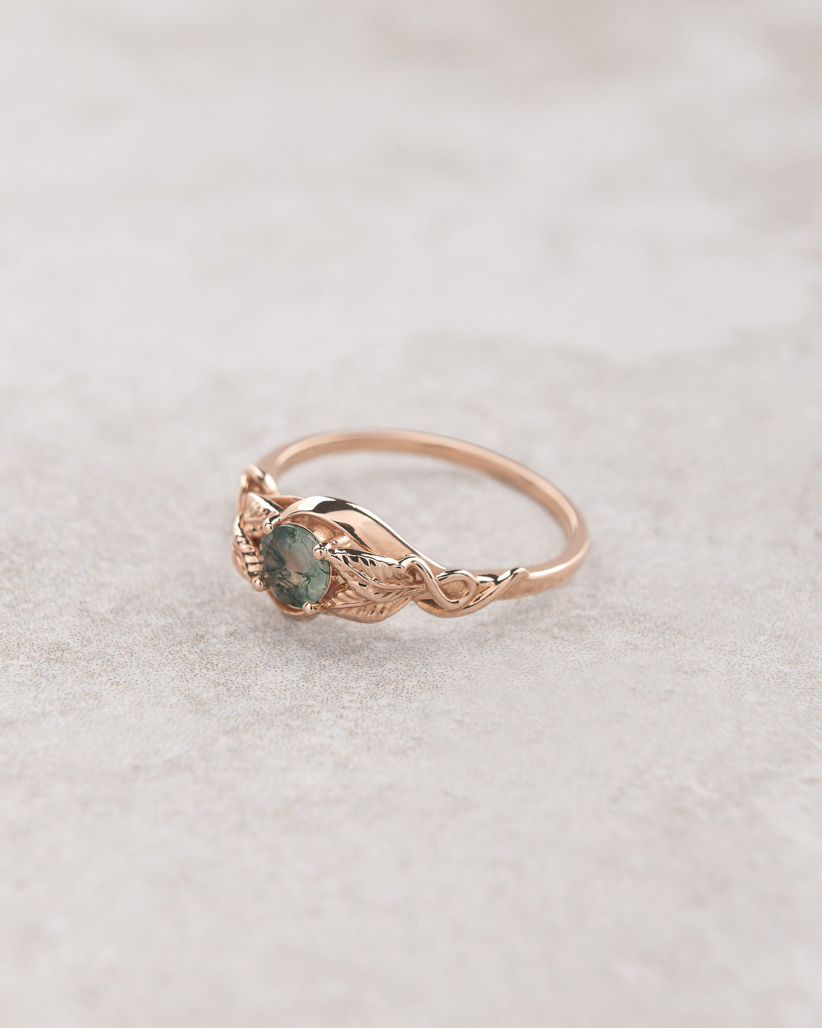 Azalea | custom engagement ring setting, round 5 mm