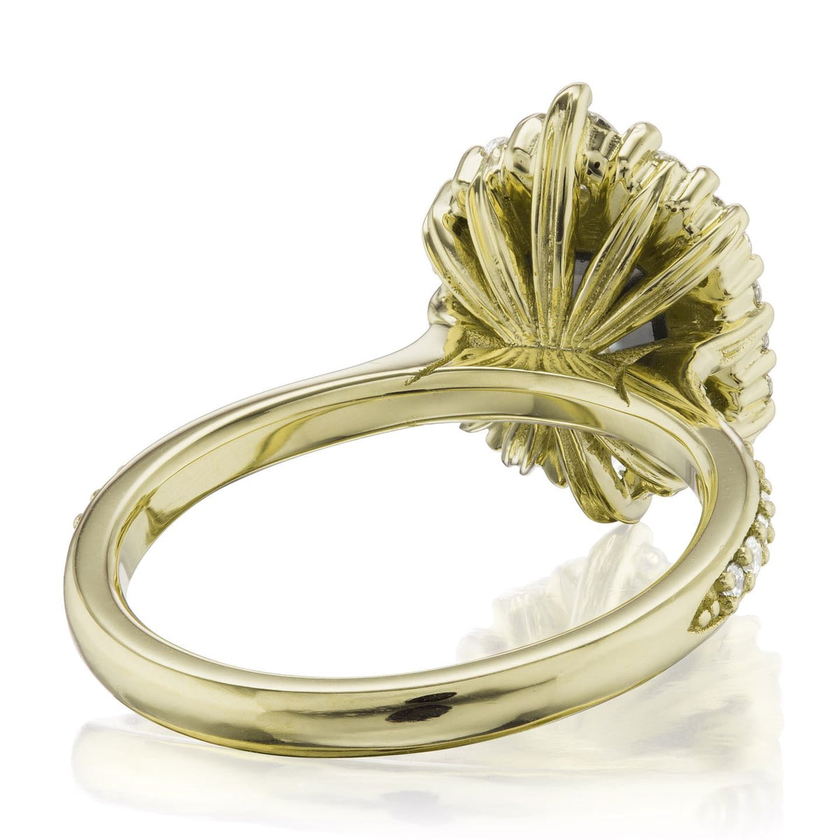 ・ROSALIND・Asscher Cut Lab-Grown Diamond Center, Diamond Halo (1.90ctw+)