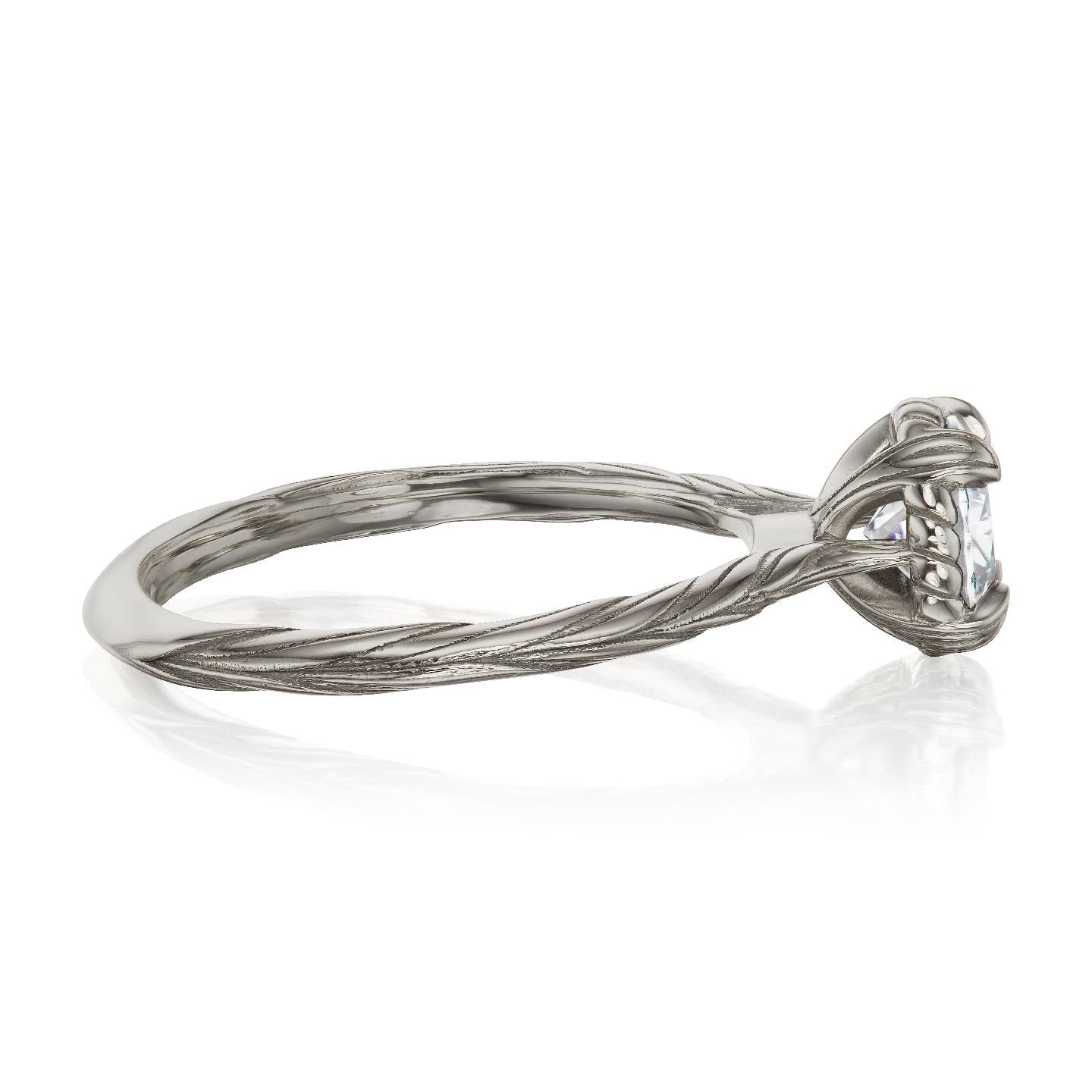 ・SIENNA・Moissanite, Willow Leaf Band (1ct)