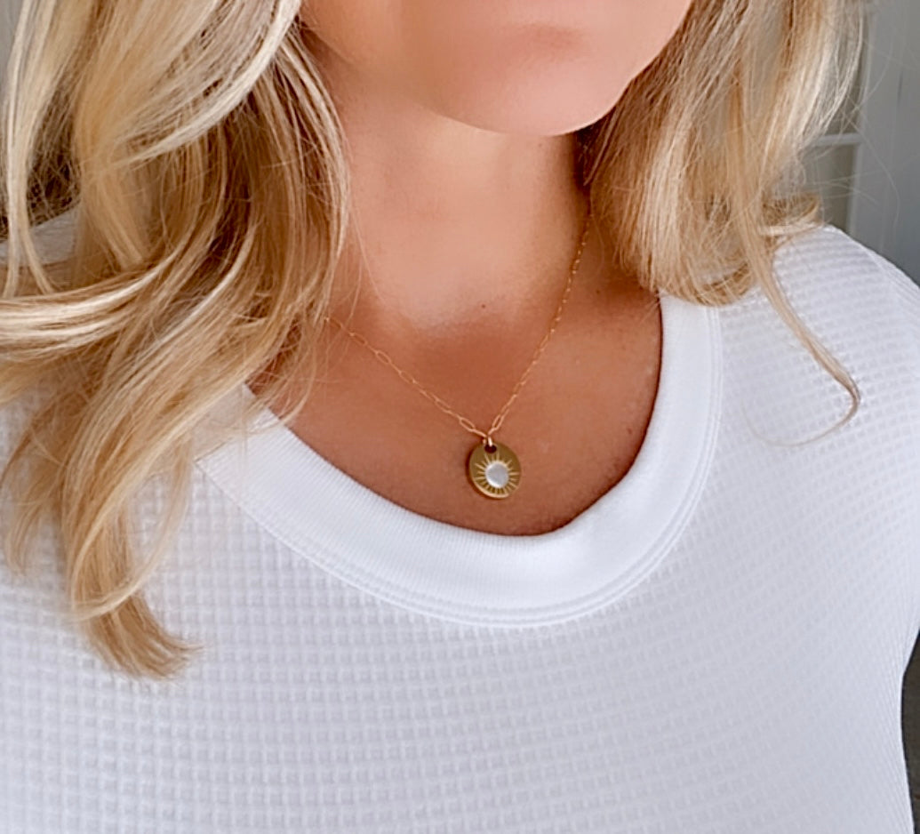 Gold Filled Medallion Coin Necklace Mother of Pearl Pendant Minimalist Layering Necklaces Thick Chunky Gold Coin Pendant Necklace Sun Disc