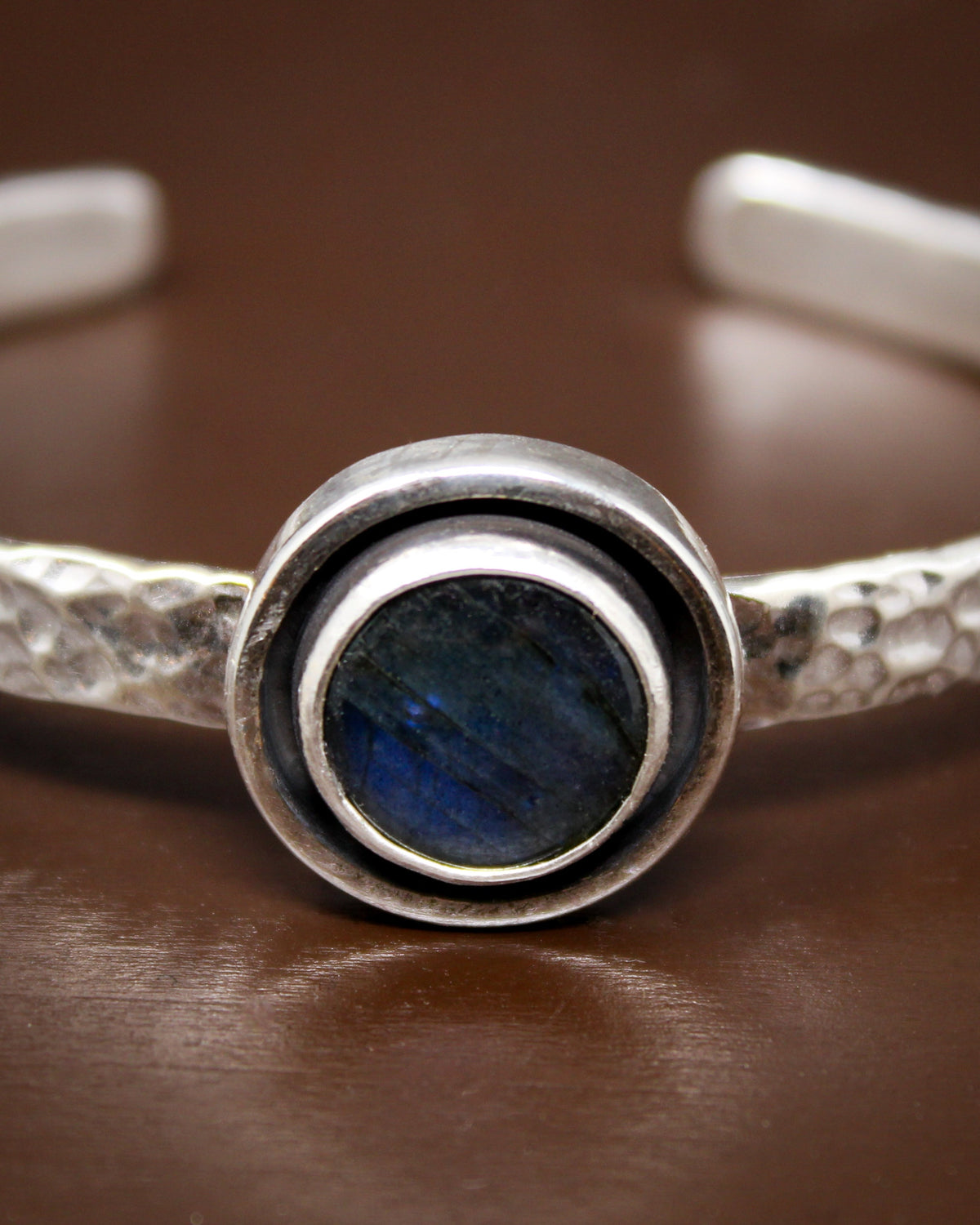 Round Labradorite Cuff
