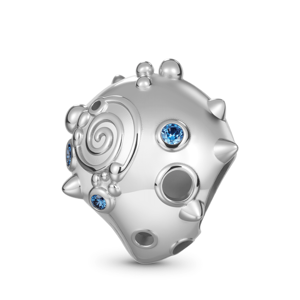 Gnoce Riveted Conch Charm