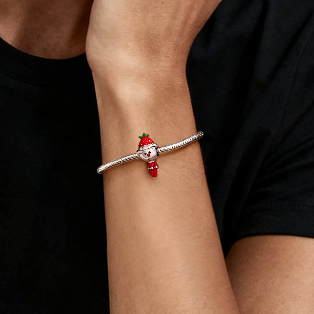 Gnoce Christmas Strawberry Doll Charm