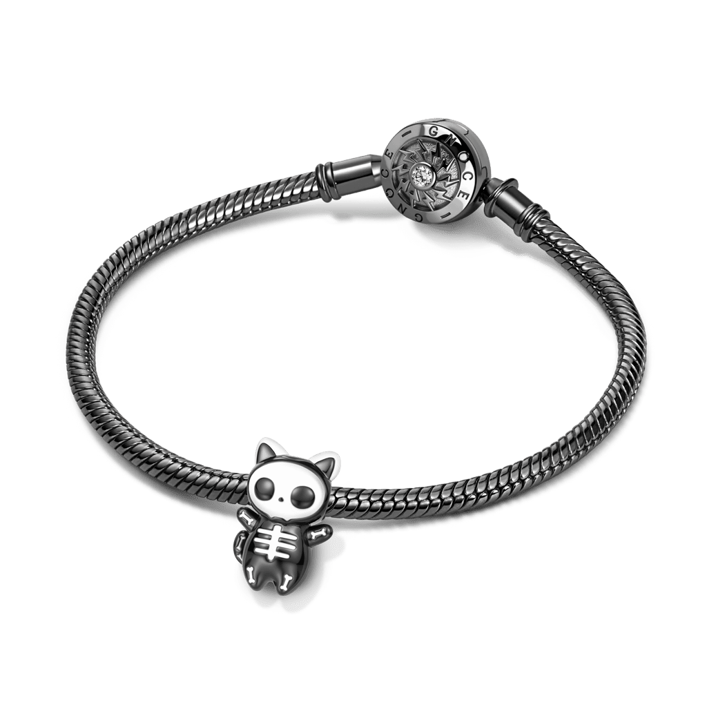 Gnoce Engravable Skull Cat Charm