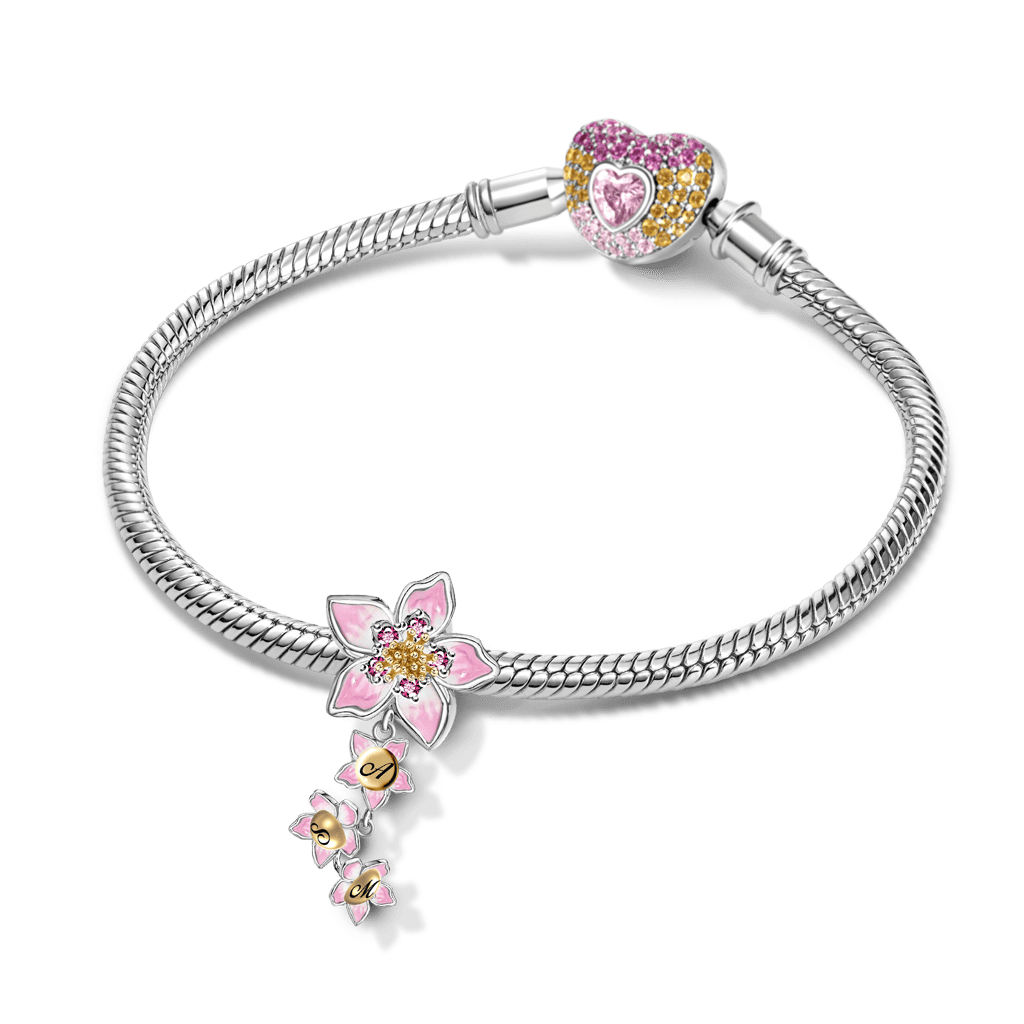 Gnoce Personalized Flower Mom with Babies Charm