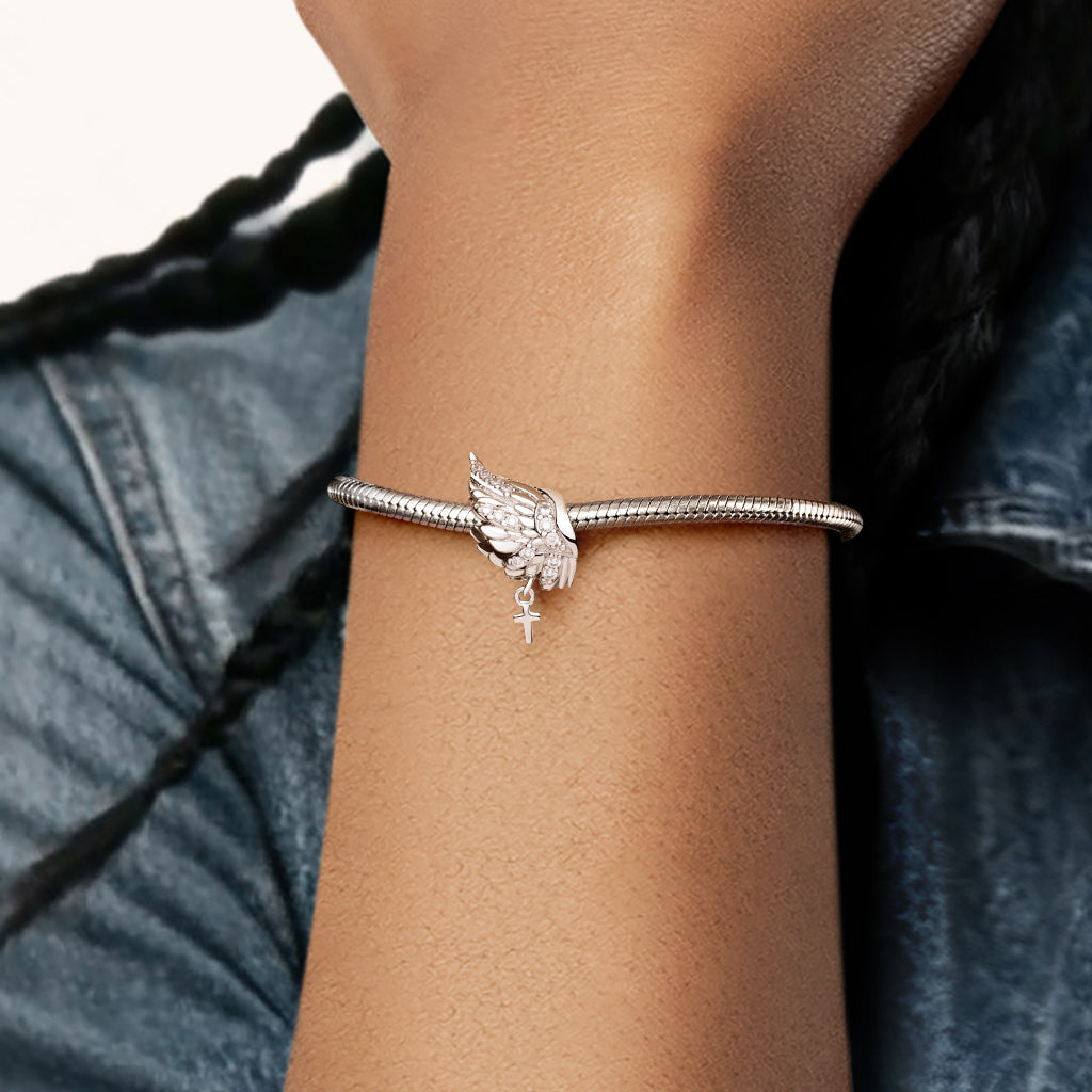 Gnoce Angel Wing with Cross Charm