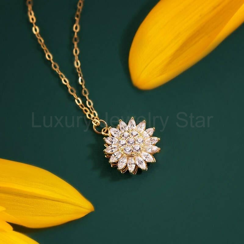 2025 rotating lucky sun necklace - image 3