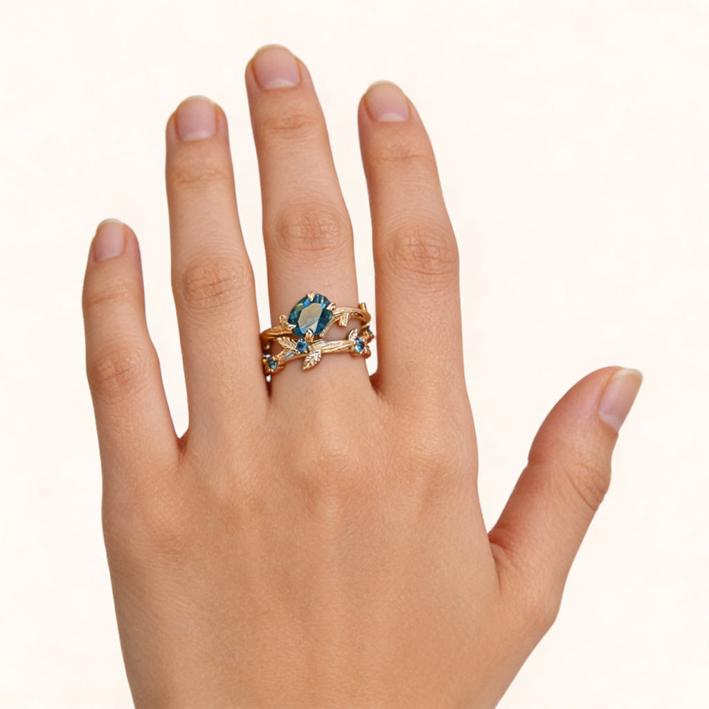 Gnoce Nature-Inspired Oval-cut Leaf Engagement Ring Set