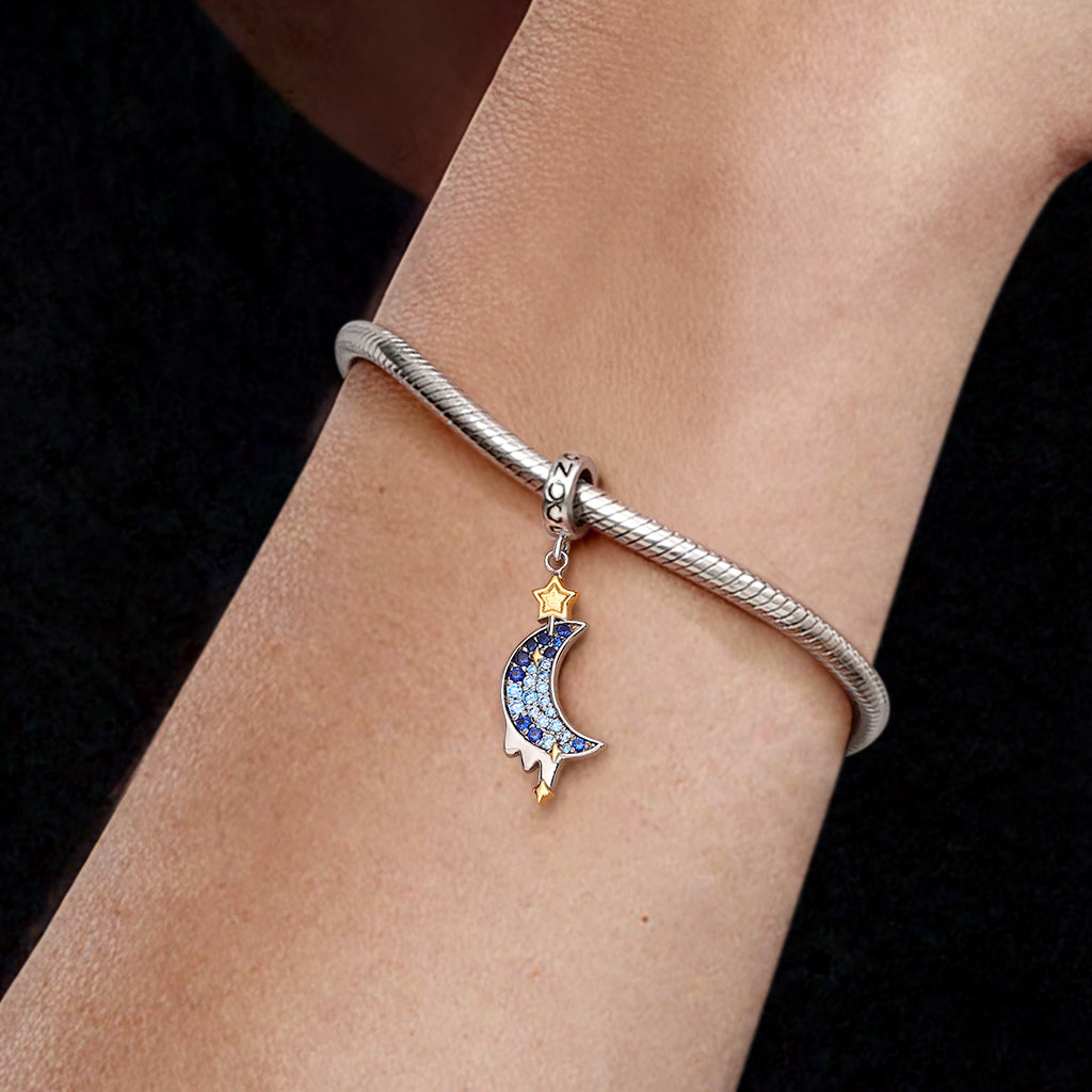 Gnoce  Moon & Star Charm Platinum-plated Silver Blend