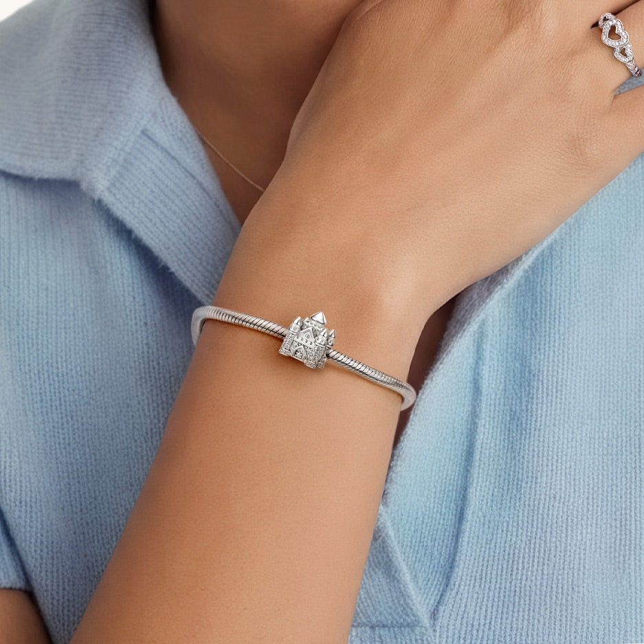 Gnoce  Castle Charm Platinum-plated Silver Blend