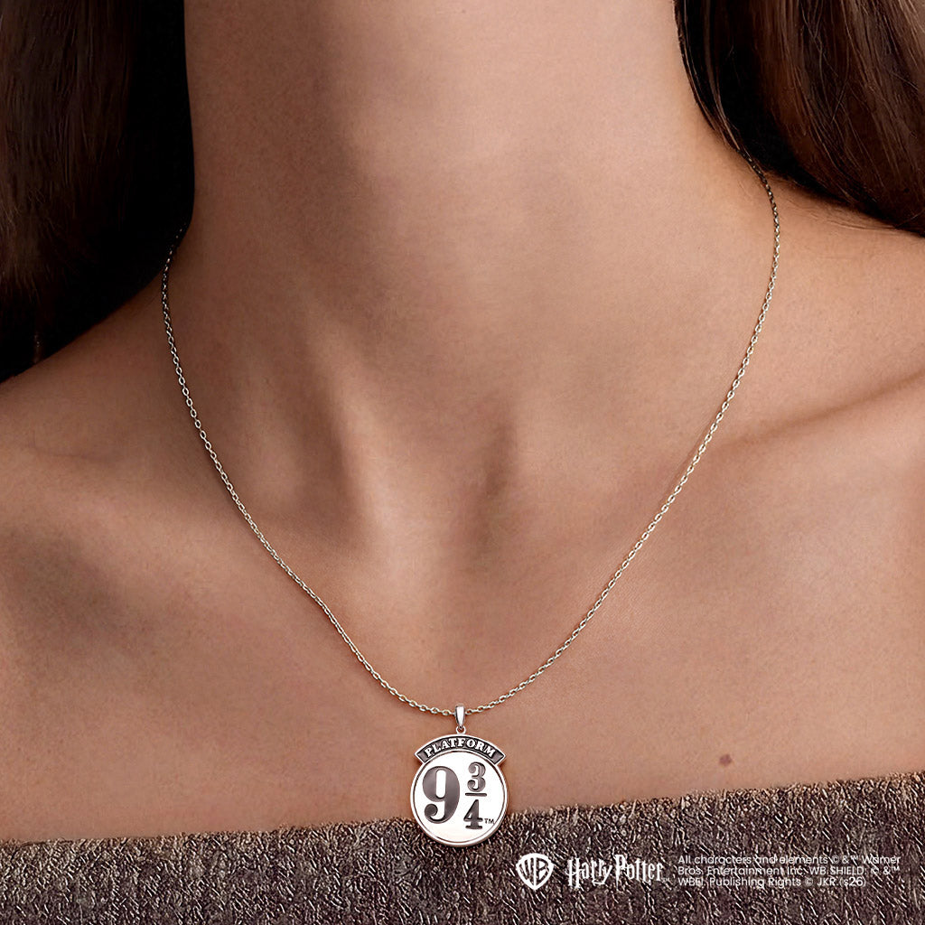 Gnoce  Harry Potter Platform 9 ¾ Necklace