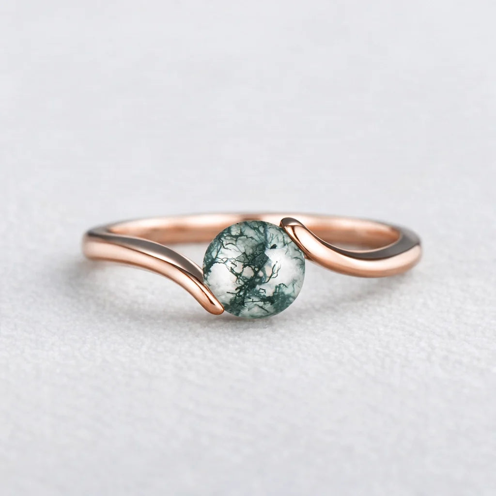 One Stone | Minimalist Solitaire Round Moss Agate Men’s Wedding Band