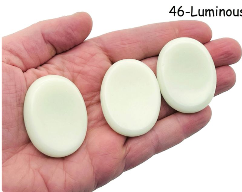 Crystal Worry Stone - Soothing Crystal – Stress Relief Stone - 4.5x3.5cm - MIX