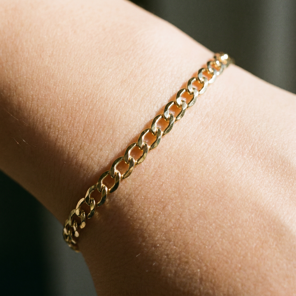 The Curb Link Bracelet | 3.5mm | 10K Yellow Gold