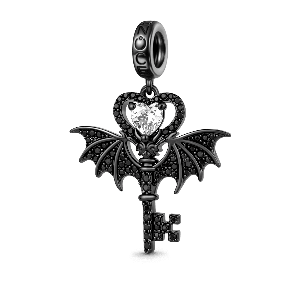 Gnoce  Dark Style Bat Wings & Key Charm