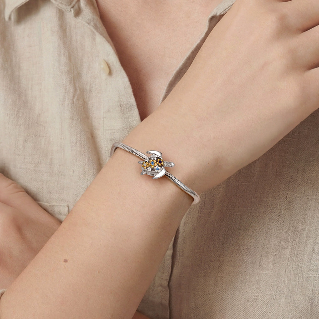 Gnoce  Turtle Flower Charm Platinum-plated Silver Blend