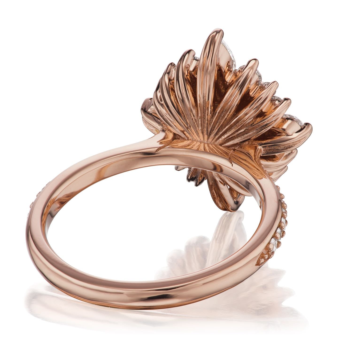 ・ZAHRA・Moissanite Center, Diamond Halo (1.98ctw+)