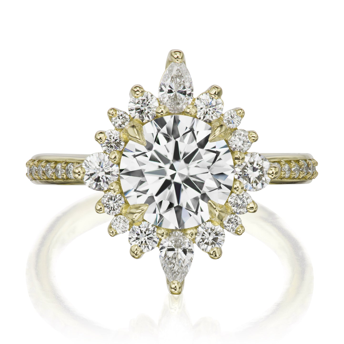 ・ZAHRA・Lab-Grown Diamond Center, Diamond Halo (2.ctw+)