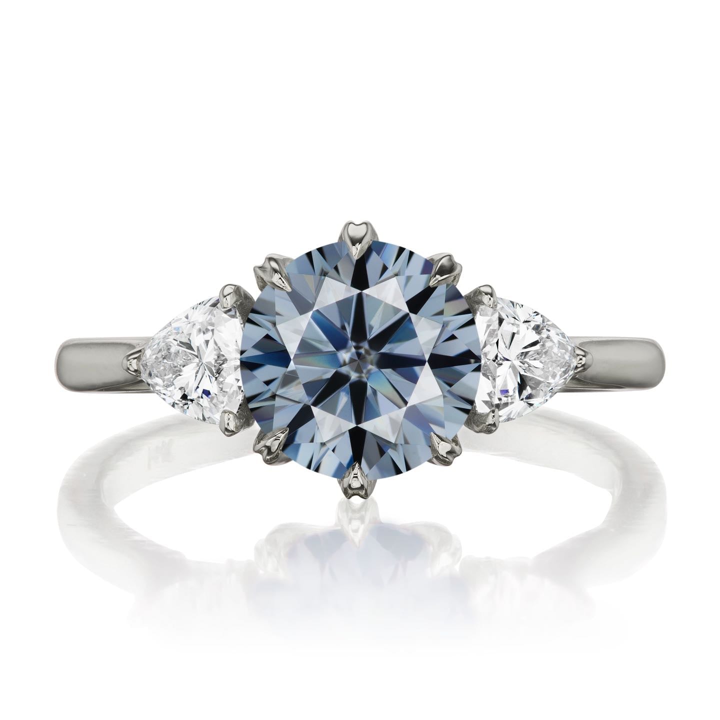 ・MAGNOLIA・Iconic™ Grey Moissanite Center, Trillion Diamonds (1.92ctw)