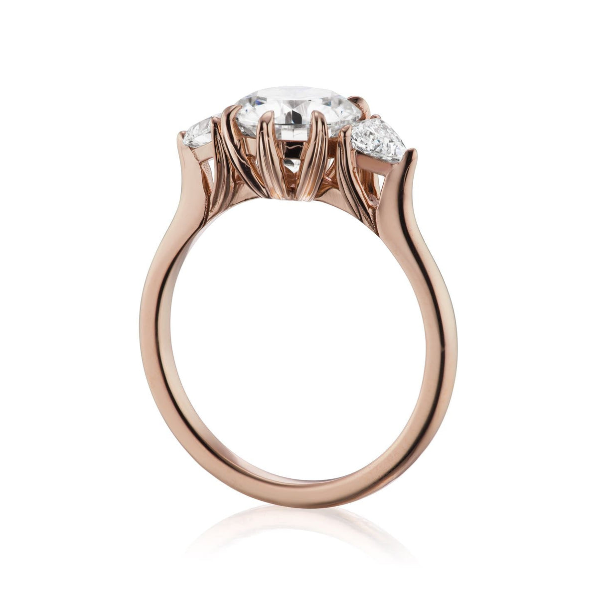 ・MAGNOLIA・Moissanite Center, Trillion Diamonds (1.92ctw)
