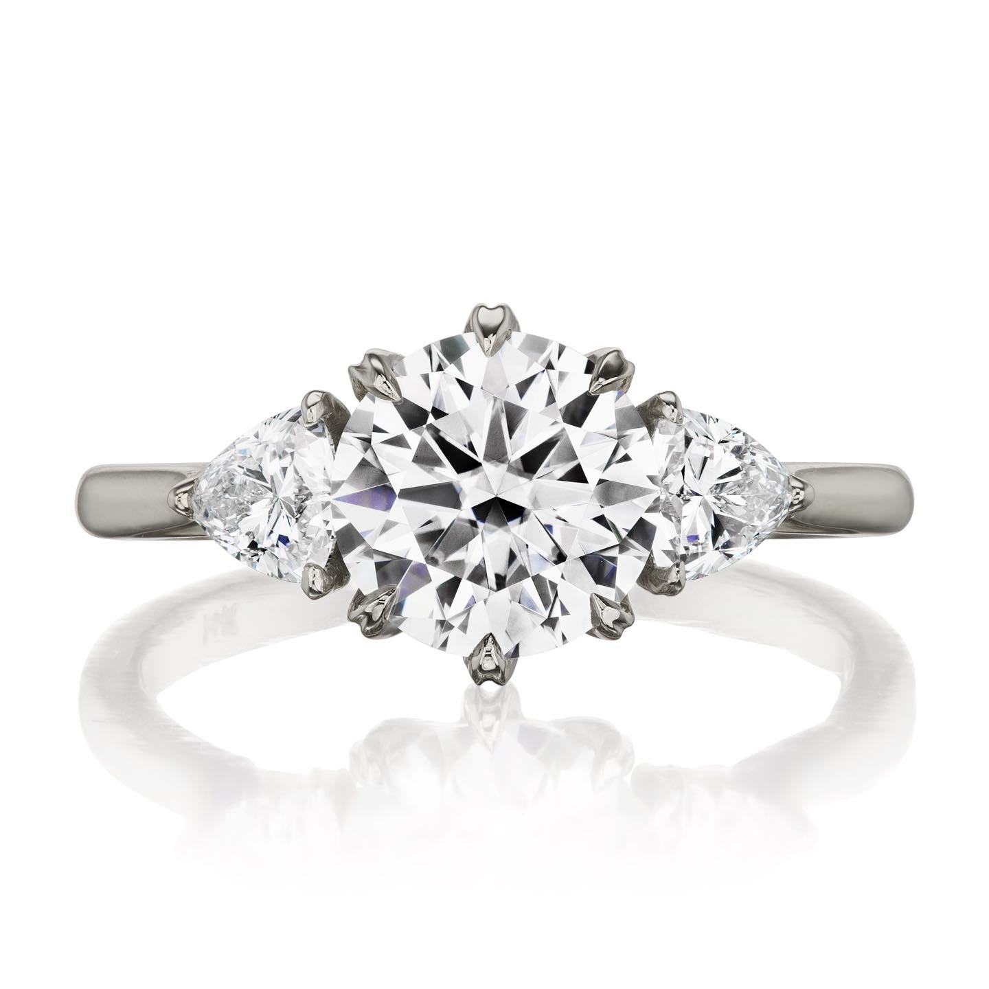 ・MAGNOLIA・Moissanite Center, Trillion Diamonds (1.92ctw)