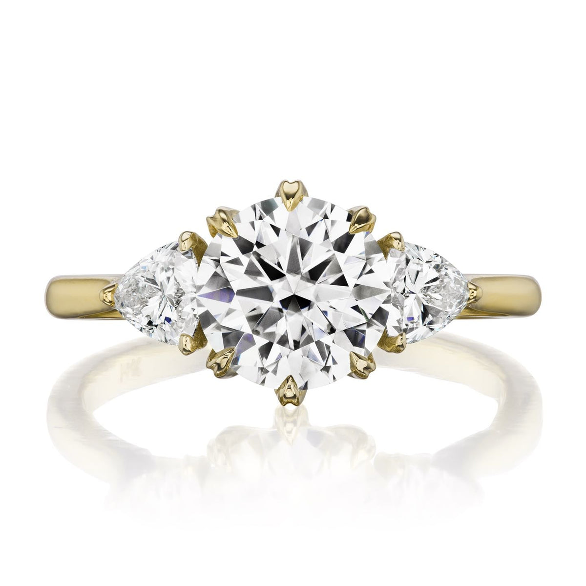 ・MAGNOLIA・Moissanite Center, Trillion Diamonds (1.92ctw)