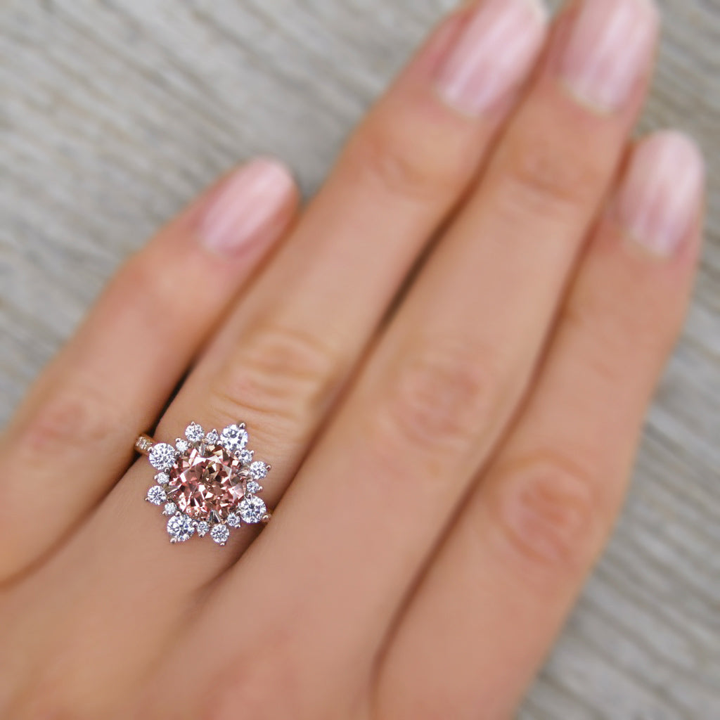 ・REYNA・Peach Sapphire Center, Diamond Halo (2.68ctw+)