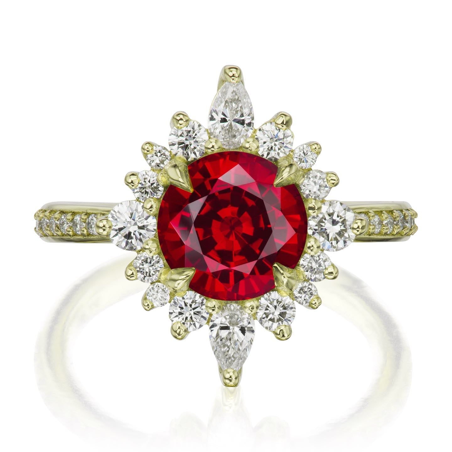 ・ZAHRA・Ruby Center, Diamond Halo (2.73ctw+)