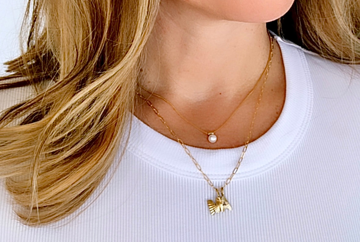 Dainty Gold Filled Modern Pearl Pendant Necklace - June Birthstone - Figaro Box Chain