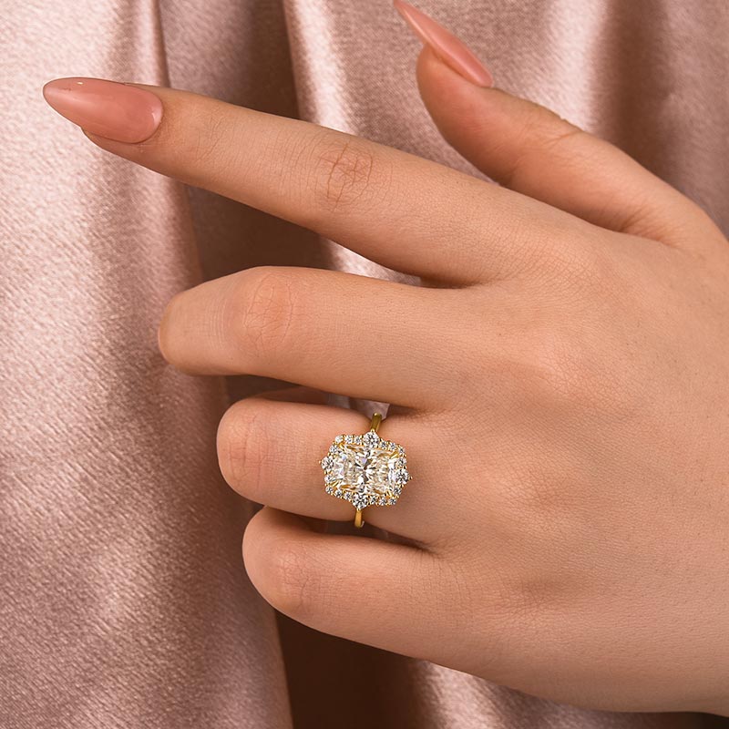 Artful Solarii Moissanite 4.5ct Radiant Cut 925 Sterling Silver Halo Design Engagement Ring